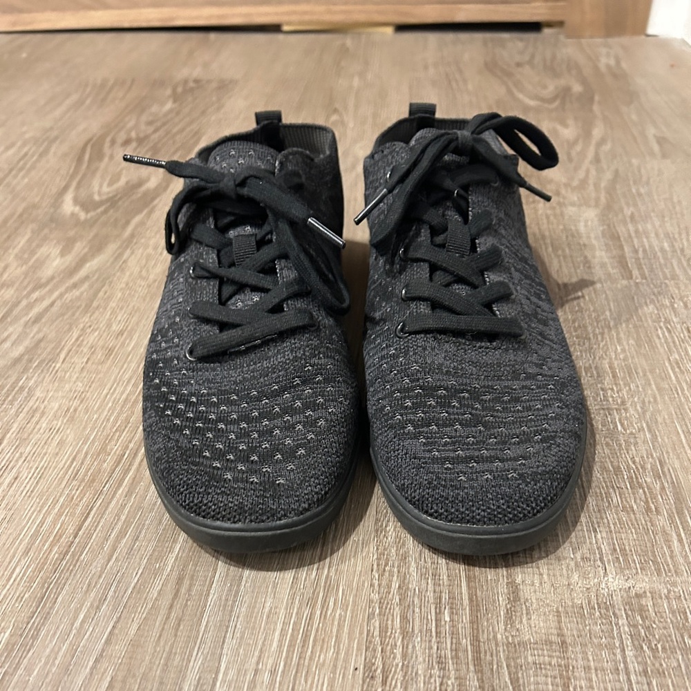 Suave Zilker Black Slip On Sneakers - Picture 2 of 6